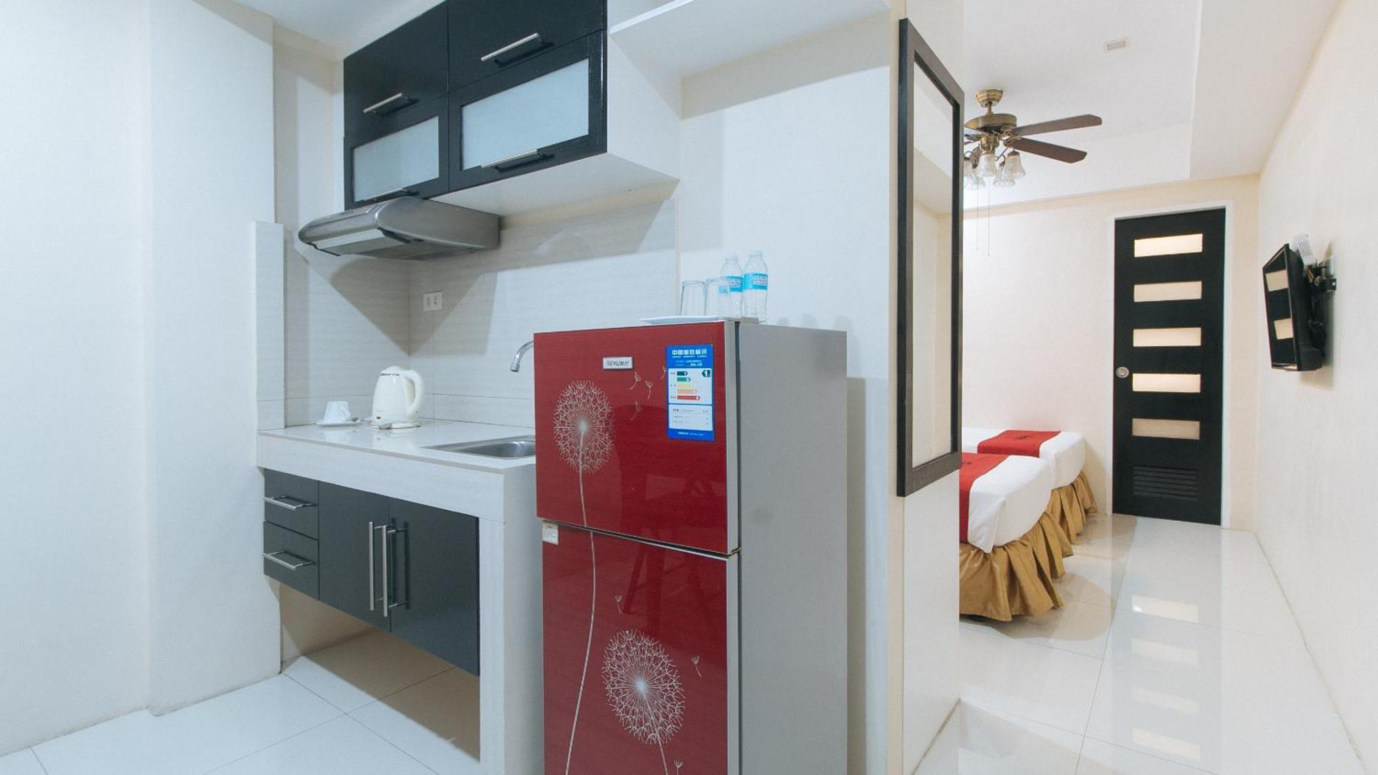 Reddoorz At Grand Apartelle Hernan Cortes Cebu Eksteriør bilde