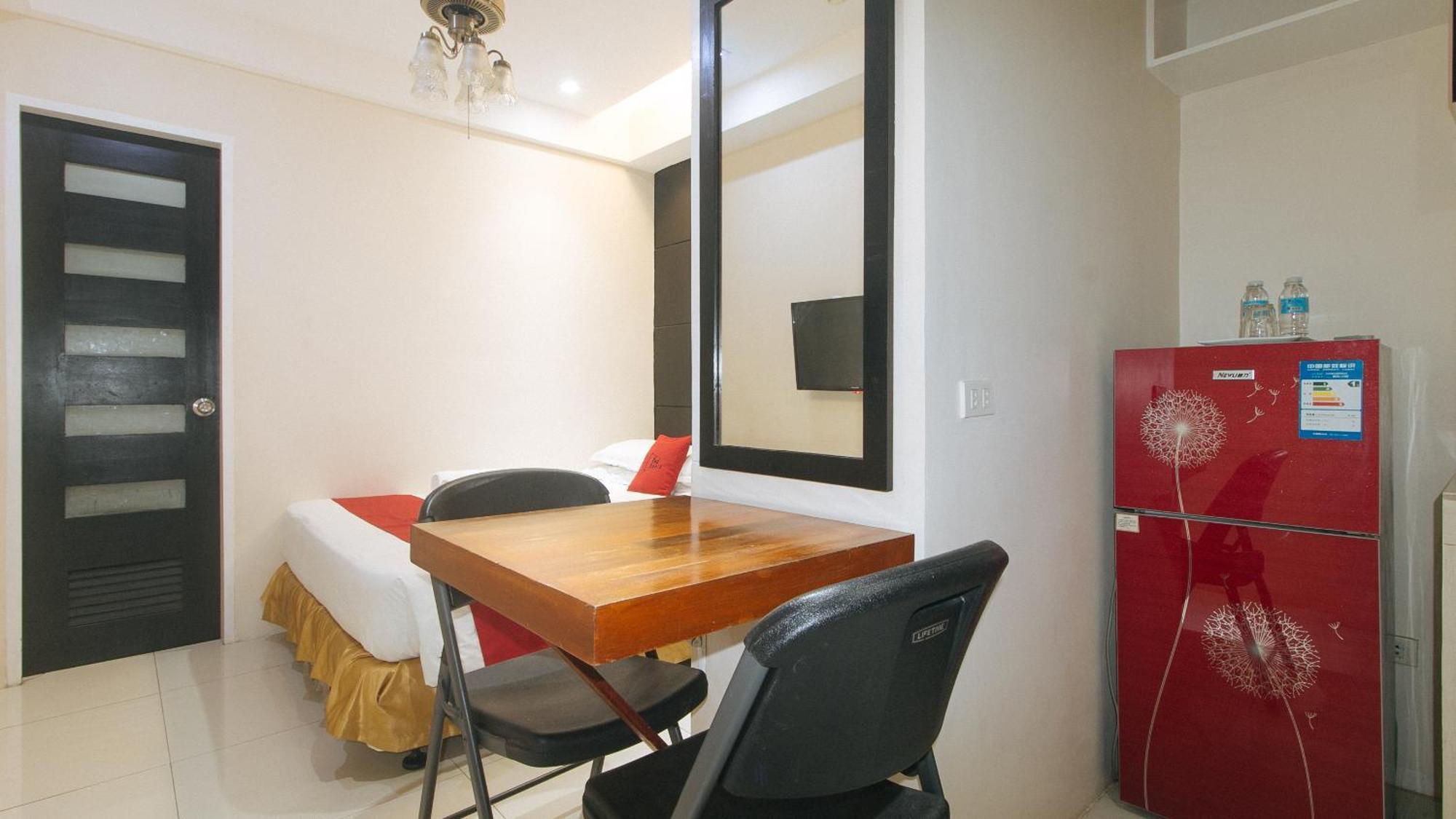 Reddoorz At Grand Apartelle Hernan Cortes Cebu Eksteriør bilde